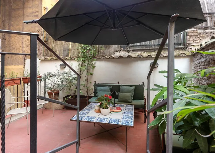 Leonina Art House Apartment